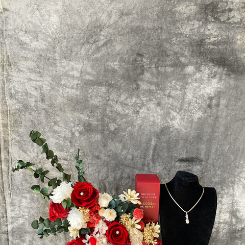 NEW UNIQUE ARRANGEMENT