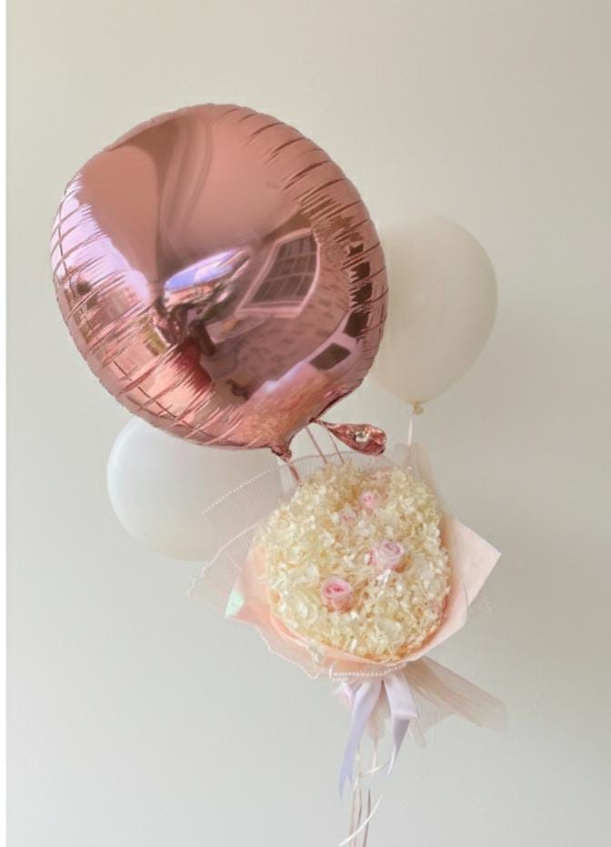 BOUQUET AND BALLON