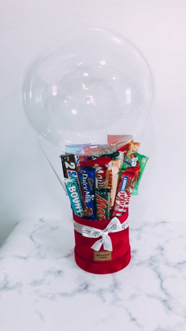 ROUND VELVET SMALL BOX OF MIXED CHOCOLATES AND CLEAR BALLONS