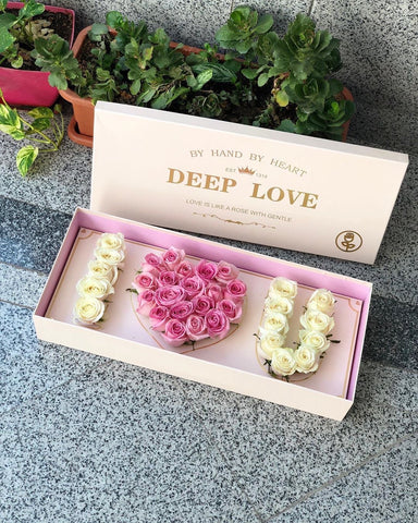 I LOVE YOU BOX OF ROSES