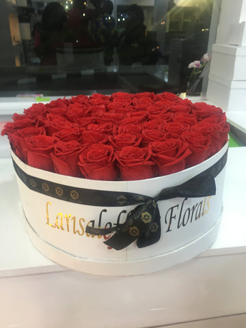 ROUND LARGE ROSES BOX