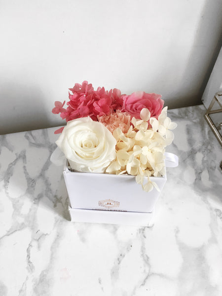MIXED FLOWERS BOX