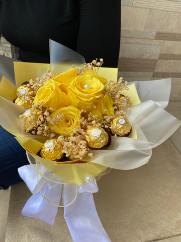 ROSES AND CHOCOLATE BOUQUET